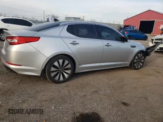 2012 Kia Optima SX z VIN KNAGR4A66C5294734, wystawiony jako Copart lot #55164005 z przebiegiem 286 417 mil mil oraz Szkoda całkowita • Salvage title. Historia ofert i sprzedaży dostępna na DreamBid. Obrazek 3.