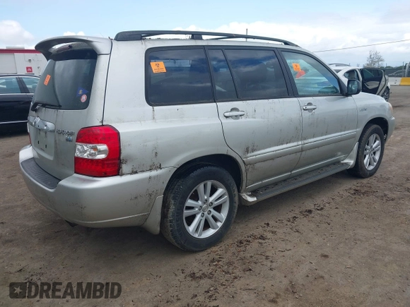 2006 Toyota Highlander z VIN JTEDW21A160001634, wystawiony jako IAAI lot #41899340 z przebiegiem Nie podano mil oraz . Historia ofert i sprzedaży dostępna na DreamBid. Obrazek 4.