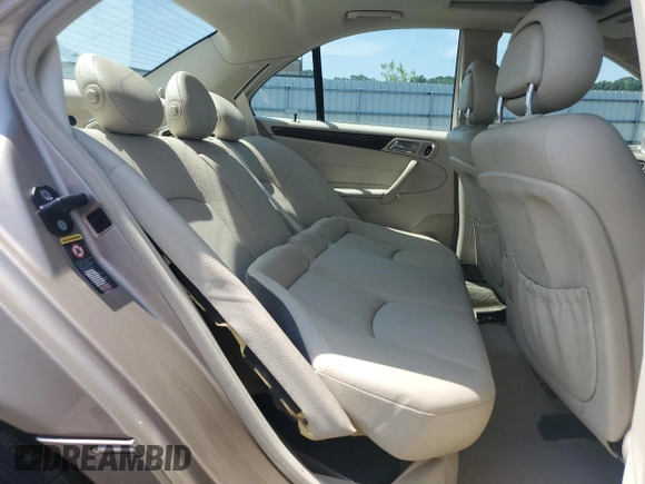 2005 Mercedes-Benz C 240 с VIN WDBRF61J65F607930, выставлен на аукционе Copart как лот 61647215 с пробегом 81 649 миль миль и Списание • Salvage title. История ставок и продаж доступна на DreamBid. Изображение 10.