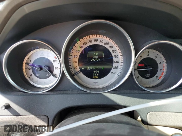 2013 Mercedes-Benz C 300 Sport with VIN WDDGF8AB1DR258319, listed as a Copart auction lot 56580615 with 212,921 mi miles and Clean Title. Bid and sale history available at DreamBid. Image 9.