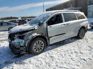 2021 Toyota Sienna LE z VIN 5TDKRKECXMS070833, wystawiony jako Copart lot #86757214 z przebiegiem 48 517 mil mil oraz Szkoda całkowita • Salvage title. Historia ofert i sprzedaży dostępna na DreamBid. Obrazek 1.