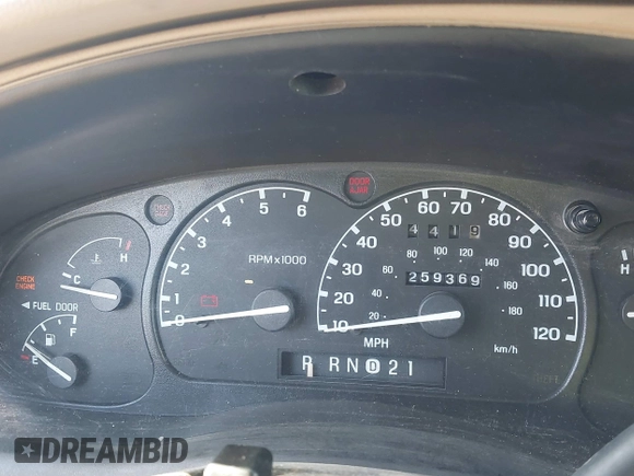 2000 Ford Explorer XLT с VIN 1FMZU63E4YZB16522, выставлен на аукционе IAAI как лот 41104271 с пробегом 259 369 миль миль и . История ставок и продаж доступна на DreamBid. Изображение 7.