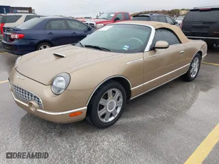 2005 Ford Thunderbird Deluxe with VIN 1FAHP60AX5Y109204, listed as a IAAI auction lot 41507705 with 46,066 mi miles. Bid and sale history available at carsss.com. Image 17.