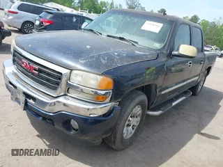 2006 GMC Sierra 1500 SLT with VIN 2GTEK13T461218774, listed as a IAAI auction lot 42148394 with 213,055 mi miles and . Bid and sale history available at carsss.com. Image 2.