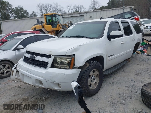 2008 Chevrolet Tahoe LTZ with VIN 1GNFK130X8R117959, listed as a IAAI auction lot 41335107 with 354,000 mi miles and . Bid and sale history available at DreamBid. Image 17.