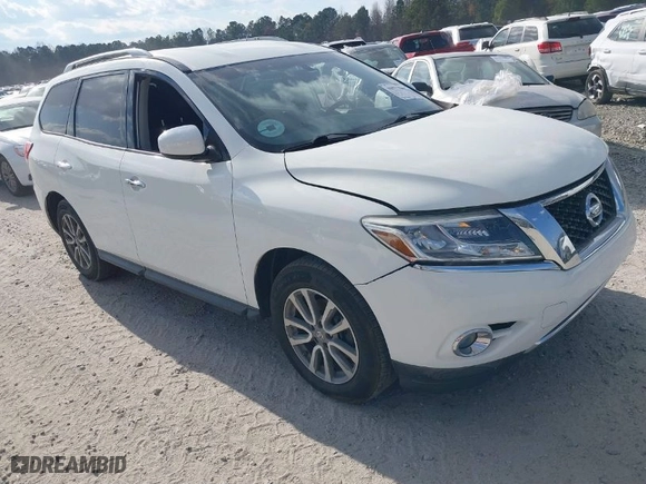 2016 Nissan Pathfinder S with VIN 5N1AR2MN5GC634503, listed as a IAAI auction lot 40675386 with 203,241 mi miles. Bid and sale history available at carsss.com. Image 1.
