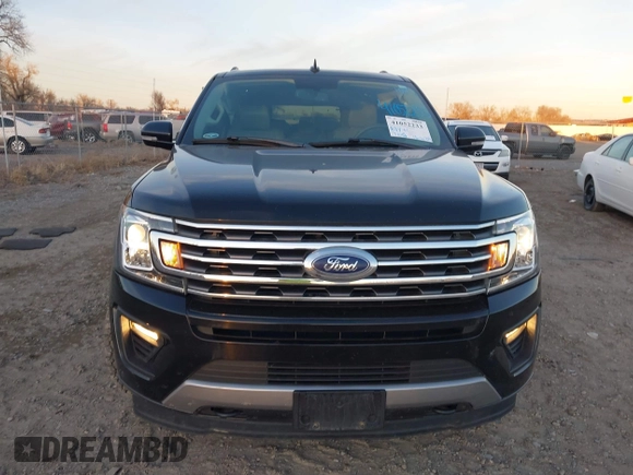 2018 Ford Expedition Max XLT with VIN 1FMJK1JT3JEA34964, listed as a IAAI auction lot 41052233 with 92,156 mi miles and . Bid and sale history available at DreamBid. Image 12.