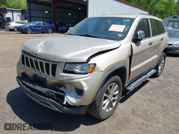 2015 Jeep Grand Cherokee Limited with VIN 1C4RJFBG2FC643264, listed as a IAAI auction lot 42151555 with 116,797 mi miles. Bid and sale history available at carsss.com. Image 17.