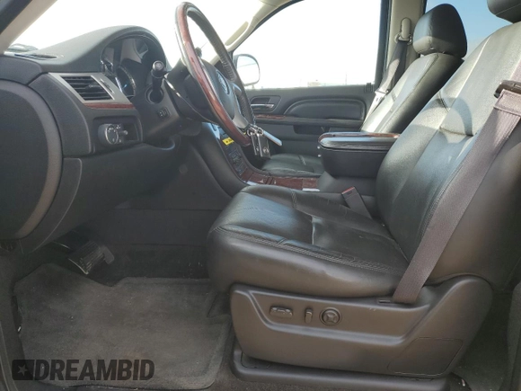 2013 Cadillac Escalade ESV Luxury с VIN 1GYS4HEF9DR330109, выставлен на аукционе Copart как лот 76478534 с пробегом 235 654 миль миль и Чистый • Clean title. История ставок и продаж доступна на DreamBid. Изображение 7.