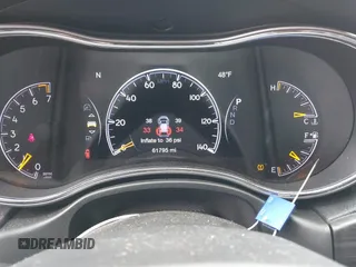2022 Jeep Grand Cherokee Limited with VIN 1C4RJEBG6NC152690, listed as a IAAI auction lot 41522881 with 61,795 mi miles and . Bid and sale history available at DreamBid. Image 7.