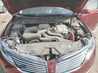 2013 Lincoln MKZ Hybrid z VIN 3LN6L2LU0DR825520, wystawiony jako Copart lot #56368095 z przebiegiem 135 655 mil mil oraz Szkoda całkowita • Salvage title. Historia ofert i sprzedaży dostępna na DreamBid. Obrazek 11.