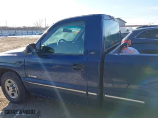 2002 Chevrolet Silverado 1500 with VIN 1GCEC14W72Z101617, listed as a IAAI auction lot 41618287 with 62,958 mi miles. Bid and sale history available at carsss.com. Image 14.