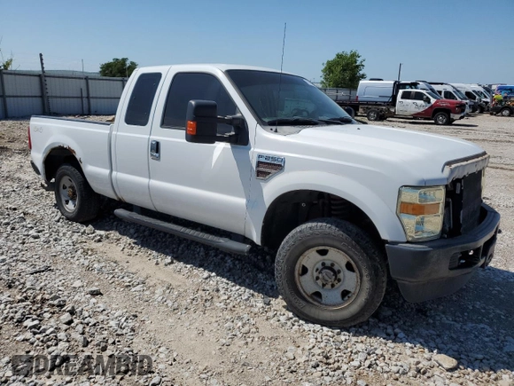 2010 Ford F-250 XL with VIN 1FTSX2BR0AEA53166, listed as a Copart auction lot 61913485 with Not provided miles and Salvage title. Bid and sale history available at DreamBid. Image 4.
