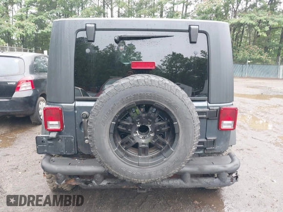 2008 Jeep Wrangler Unlimited X с VIN 1J4GA39178L588637, выставлен на аукционе IAAI как лот 42493509 с пробегом 85 601 миль миль и . История ставок и продаж доступна на DreamBid. Изображение 16.