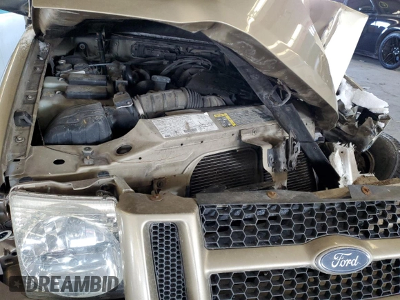 2003 Ford Explorer Sport XLS z VIN 1FMZU70E03UC11532, wystawiony jako Copart lot #45558625 z przebiegiem 64 685 mil mil oraz Szkoda całkowita • Salvage title. Historia ofert i sprzedaży dostępna na DreamBid. Obrazek 13.