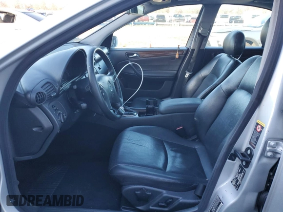 2002 Mercedes-Benz C 230/260/280/320 with VIN WDBRF61J92F200907, listed as a Copart auction lot 85004194 with 80,953 mi miles and Salvage Title. Bid and sale history available at DreamBid. Image 7.