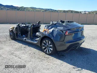 2024 Tesla Model 3 with VIN 5YJ3E1EA0RF772552, listed as a IAAI auction lot 41624656 with 1 mi miles. Bid and sale history available at carsss.com. Image 3.