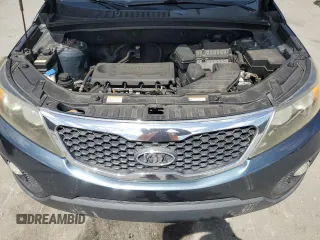 2011 Kia Sorento LX with VIN 5XYKT3A13BG025643, listed as a Copart auction lot 55150995 with 195,050 mi miles and Salvage Title. Bid and sale history available at DreamBid. Image 12.