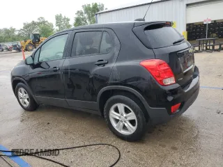 2020 Chevrolet Trax LS z VIN 3GNCJKSB8LL296338, wystawiony jako Copart lot #59176485 z przebiegiem 75 065 mil mil oraz Szkoda całkowita • Salvage title. Historia ofert i sprzedaży dostępna na DreamBid. Obrazek 2.