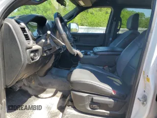 2022 Ram 2500 Tradesman с VIN 3C6UR5HJ4NG398616, выставлен на аукционе Copart как лот 52015535 с пробегом 61 189 миль миль и Списание • Salvage title. История ставок и продаж доступна на DreamBid. Изображение 7.