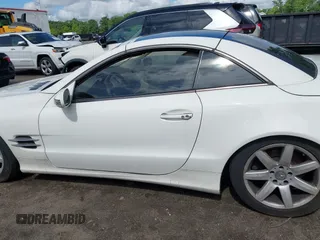 2003 Mercedes-Benz SL 500 z VIN WDBSK75F73F045221, wystawiony jako IAAI lot #42250517 z przebiegiem 103 803 mil mil oraz . Historia ofert i sprzedaży dostępna na DreamBid. Obrazek 14.