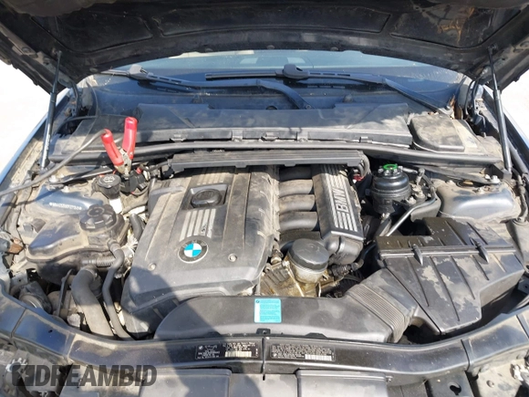 2007 BMW 3 Series 328i with VIN WBAVC53587FZ71348, listed as a IAAI auction lot 42057532 with 198,307 mi miles and . Bid and sale history available at carsss.com. Image 10.