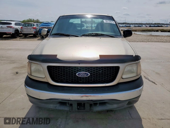 2000 Ford F-150 XL with VIN 1FTZX1729YKB42816, listed as a Copart auction lot 50132615 with 278,231 mi miles and Clean title. Bid and sale history available at DreamBid. Image 5.
