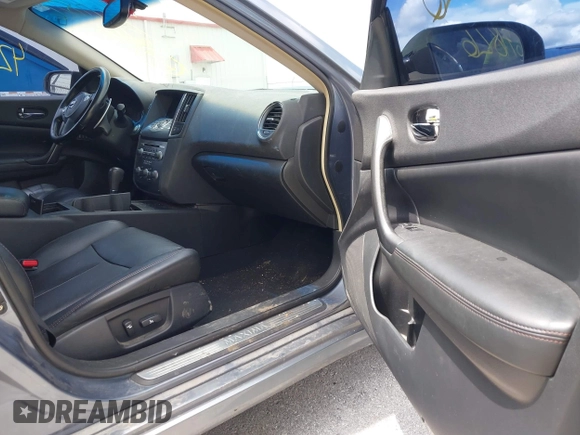 2010 Nissan Maxima SV with VIN 1N4AA5AP4AC844929, listed as a IAAI auction lot 42671826 with 136,295 mi miles and . Bid and sale history available at DreamBid. Image 5.