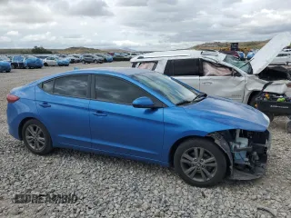 2017 Hyundai Elantra SE z VIN 5NPD84LF9HH182264, wystawiony jako Copart lot #56861135 z przebiegiem 84 768 mil mil oraz Szkoda całkowita • Salvage title. Historia ofert i sprzedaży dostępna na DreamBid. Obrazek 4.