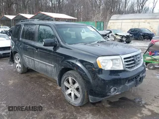 2012 Honda Pilot Touring with VIN 5FNYF4H98CB066989, listed as a IAAI auction lot 41358409 with 173,169 mi miles. Bid and sale history available at carsss.com. Image 1.
