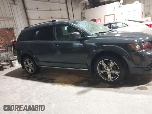 2017 Dodge Journey Crossroad Plus z VIN 3C4PDDGG9HT579758, wystawiony jako IAAI lot #42237895 z przebiegiem 134 602 mil mil oraz . Historia ofert i sprzedaży dostępna na DreamBid. Obrazek 13.