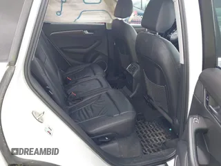 2015 Audi Q5 Premium Plus z VIN WA1LFAFP3FA051933, wystawiony jako IAAI lot #42346116 z przebiegiem 67 640 mil mil oraz . Historia ofert i sprzedaży dostępna na DreamBid. Obrazek 8.