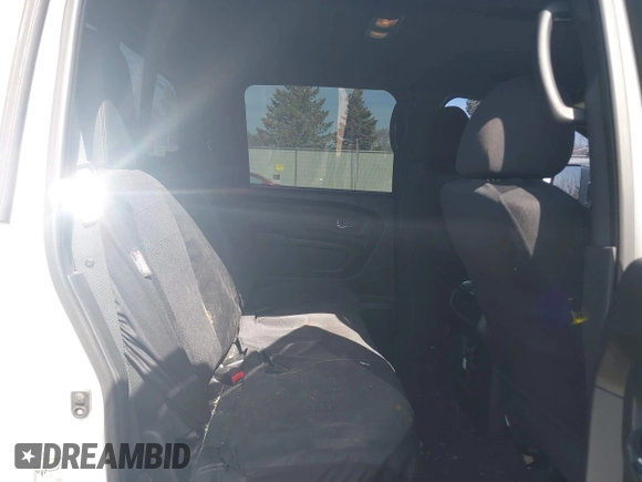 2018 Nissan Titan XD SV with VIN 1N6BA1F40JN523851, listed as a IAAI auction lot 41800730 with 104,527 mi miles. Bid and sale history available at carsss.com. Image 8.