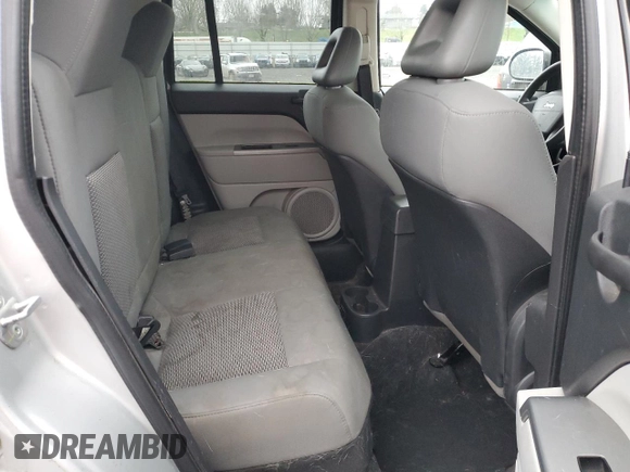 2007 Jeep Compass Sport with VIN 1J8FT47077D368914, listed as a Copart auction lot 88297555 with 192,157 mi miles and Salvage Title. Bid and sale history available at carsss.com. Image 11.