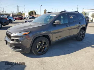 2017 Jeep Cherokee Limited with VIN 1C4PJLDS2HW654788, listed as a Copart auction lot 88324255 with 21,545 mi miles and Salvage Title. Bid and sale history available at carsss.com. Image 1.