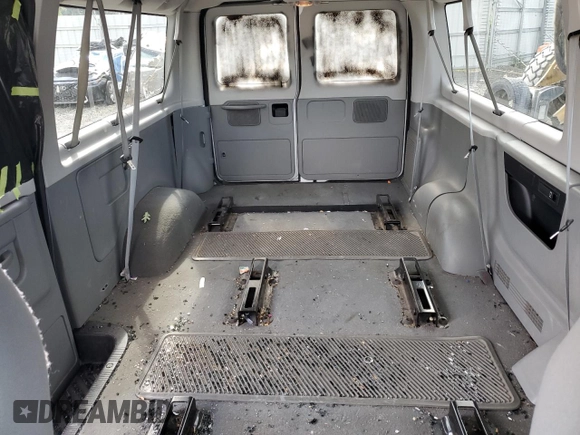2008 Ford Econoline Passenger XL с VIN 1FBNE31L98DA96009, выставлен на аукционе Copart как лот 59546285 с пробегом 162 922 миль миль и Списание • Salvage title. История ставок и продаж доступна на DreamBid. Изображение 10.