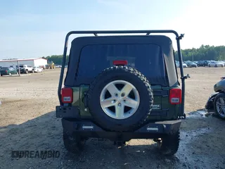 2007 Jeep Wrangler Unlimited X с VIN 1J4GA39197L115109, выставлен на аукционе IAAI как лот 42582190 с пробегом 141 080 миль миль и . История ставок и продаж доступна на DreamBid. Изображение 16.