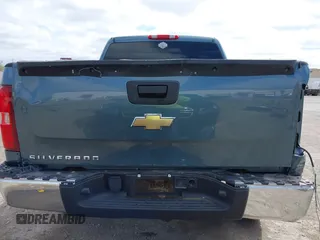 2007 Chevrolet Silverado 1500 LS with VIN 2GCEC13C071544988, listed as a IAAI auction lot 41908784 with 161,463 mi miles and . Bid and sale history available at DreamBid. Image 17.