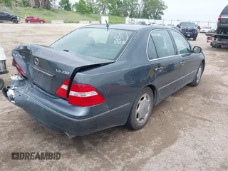 2004 Lexus LS 430 z VIN JTHBN36F540167319, wystawiony jako IAAI lot #42297432 z przebiegiem 181 904 mil mil oraz . Historia ofert i sprzedaży dostępna na DreamBid. Obrazek 4.