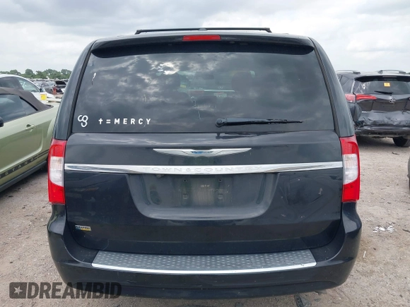 2016 Chrysler Town & Country Touring with VIN 2C4RC1BG7GR287707, listed as a IAAI auction lot 42136625 with 86,684 mi miles and . Bid and sale history available at DreamBid. Image 16.