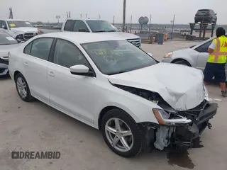 2017 Volkswagen Jetta S с VIN 3VW2B7AJ9HM222190, выставлен на аукционе IAAI как лот 42298308 с пробегом 176 254 миль миль и . История ставок и продаж доступна на DreamBid. Изображение 1.