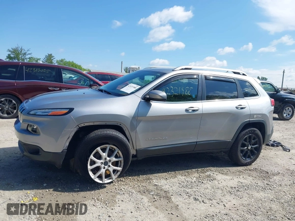 2016 Jeep Cherokee Latitude с VIN 1C4PJMCB8GW123908, выставлен на аукционе IAAI как лот 42321988 с пробегом 77 358 миль миль и . История ставок и продаж доступна на DreamBid. Изображение 15.