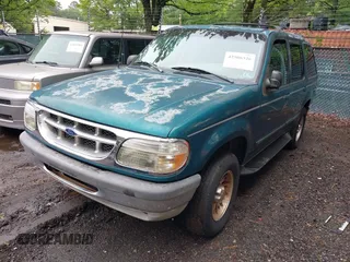 1998 Ford Explorer XL с VIN 1FMZU34E8WUC32300, выставлен на аукционе IAAI как лот 42506326 с пробегом 282 238 миль миль и . История ставок и продаж доступна на DreamBid. Изображение 2.