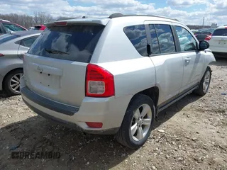2013 Jeep Compass Sport with VIN 1C4NJDBBXDD177680, listed as a IAAI auction lot 41893859 with 175,227 mi miles. Bid and sale history available at carsss.com. Image 4.
