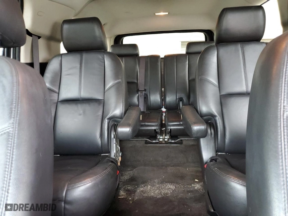 2013 Chevrolet Suburban LT with VIN 1GNSKJE76DR123518, listed as a Copart auction lot 66334144 with 270,402 mi miles and Salvage Title. Bid and sale history available at carsss.com. Image 10.