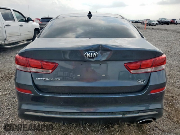 2020 Kia Optima SE z VIN 5XXGT4L30LG441200, wystawiony jako Copart lot #56465235 z przebiegiem 105 791 mil mil oraz Szkoda całkowita • Salvage title. Historia ofert i sprzedaży dostępna na DreamBid. Obrazek 6.