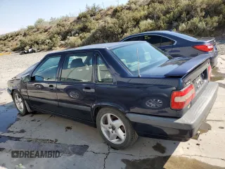 1997 Volvo 850 с VIN YV1LS5722V1374049, выставлен на аукционе Copart как лот 62758684 с пробегом 243 443 миль миль и Списание • Salvage title. История ставок и продаж доступна на DreamBid. Изображение 2.