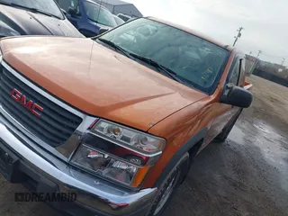 2005 GMC Canyon SLE Z85 with VIN 1GTCS196858102742, listed as a IAAI auction lot 41714279 with 166,436 mi miles. Bid and sale history available at carsss.com. Image 2.