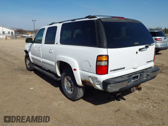 2004 Chevrolet Suburban LT with VIN 1GNGK26U54R157174, listed as a IAAI auction lot 41777576 with 233,991 mi miles. Bid and sale history available at carsss.com. Image 3.