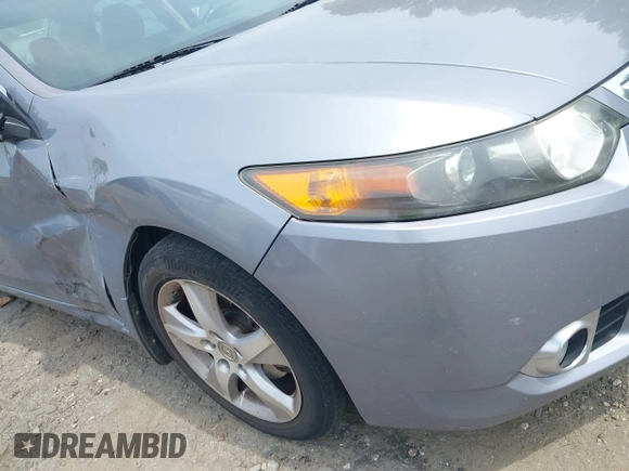 2011 Acura TSX z VIN JH4CU2F65BC001511, wystawiony jako IAAI lot #42098880 z przebiegiem 272 571 mil mil oraz . Historia ofert i sprzedaży dostępna na DreamBid. Obrazek 17.